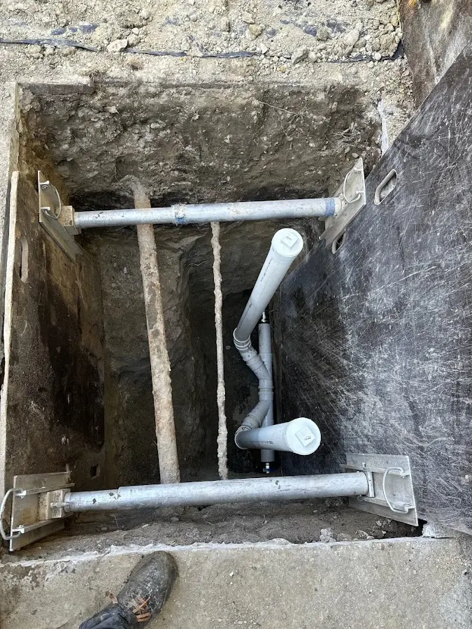Experienced plumber completing Drain Cleaning work in Eagle Lake
